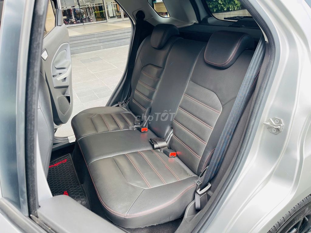 Ford EcoSport Black Edition 2017 - 65000 km. Mua bán Ô tô tại Quận Gò Vấp Tp Hồ Chí Minh được đăng bởi Trần Hoàng Long hình 8