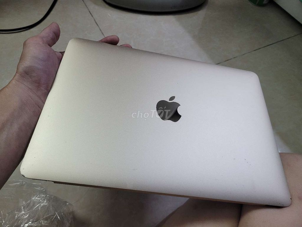 Màn hình Apple MacBook 12 inch A1534 Gold. Mua bán Linh kiện (RAM, Card...) tại Quận Gò Vấp Tp Hồ Chí Minh được đăng bởi Nguyen Duc Tuan hình 1