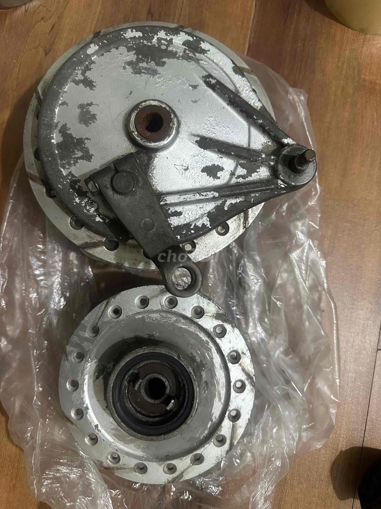 Mâm xe RS TRC SAU Kim loại Bạc. Mua bán Phụ tùng xe tại Quận Tân Bình Tp Hồ Chí Minh được đăng bởi Hữu Trần hình 2