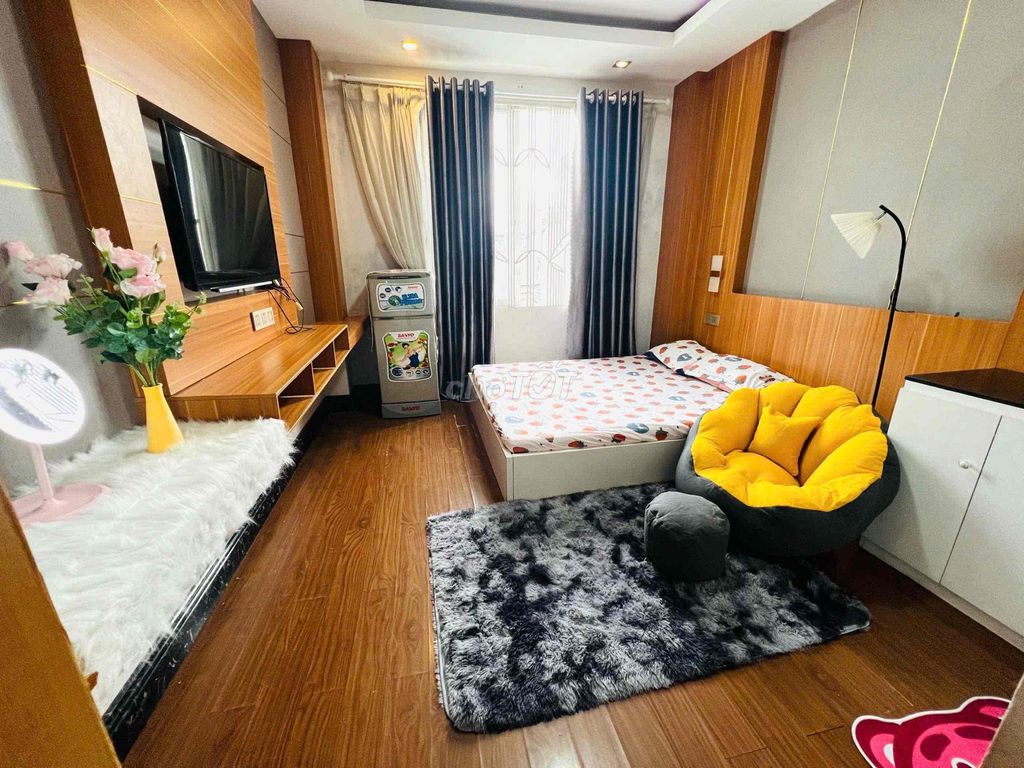 Studio Cửa Sổ Lớn Full Nội Thất Như Hình Giảm 500k/tháng Suốt HĐ