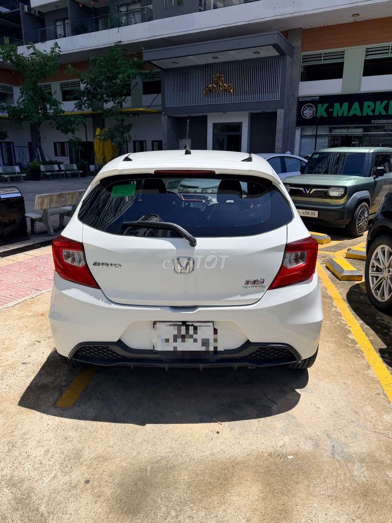 Хэтчбек Honda Brio RS, белый
