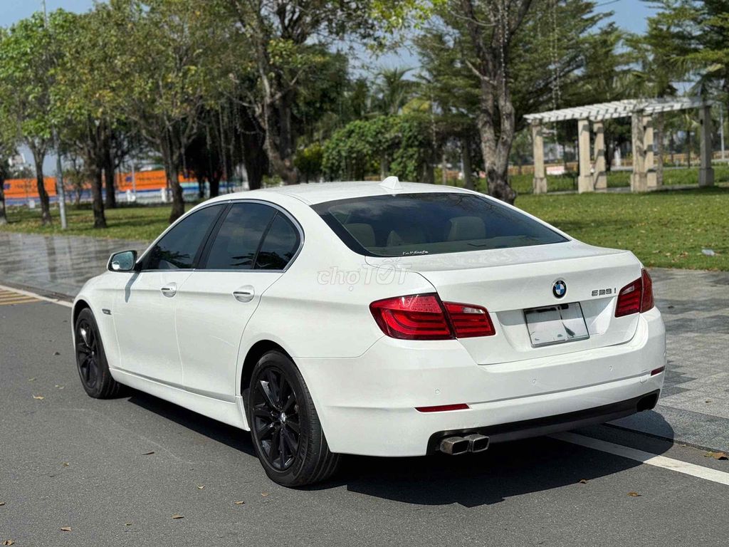 BMW 5 Series 2011 528i - 130000 km. Mua bán Ô tô tại Thành phố Thủ Đức Tp Hồ Chí Minh được đăng bởi Dương nè hình 5
