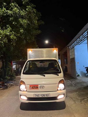 Hyundai Solati 2019 Hyundai Solati - 40000 km. Mua bán Ô tô tại Thành Phố Đồng Hới Quảng Bình được đăng bởi Cu soc