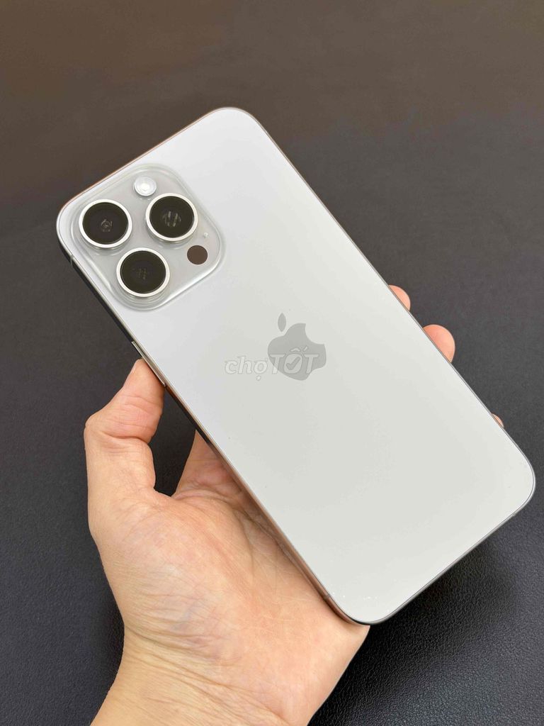 🍎𝐢𝐏𝐡𝐨𝐧𝐞 𝟏𝟓𝐏𝐫𝐨𝐌𝐚𝐱 𝐓𝐮̛̣ 𝐍𝐡𝐢𝐞̂𝐧 𝟐𝟓𝟔𝐆 𝐁𝐚̉𝐧 𝐤𝐡𝐚𝐲 𝐬𝐢𝐦,𝐏𝟖𝟒%👇. Mua bán Điện thoại tại Quận Hải An Hải Phòng được đăng bởi Phạm Huyền Hoàng Dũng Mobile  hình 1