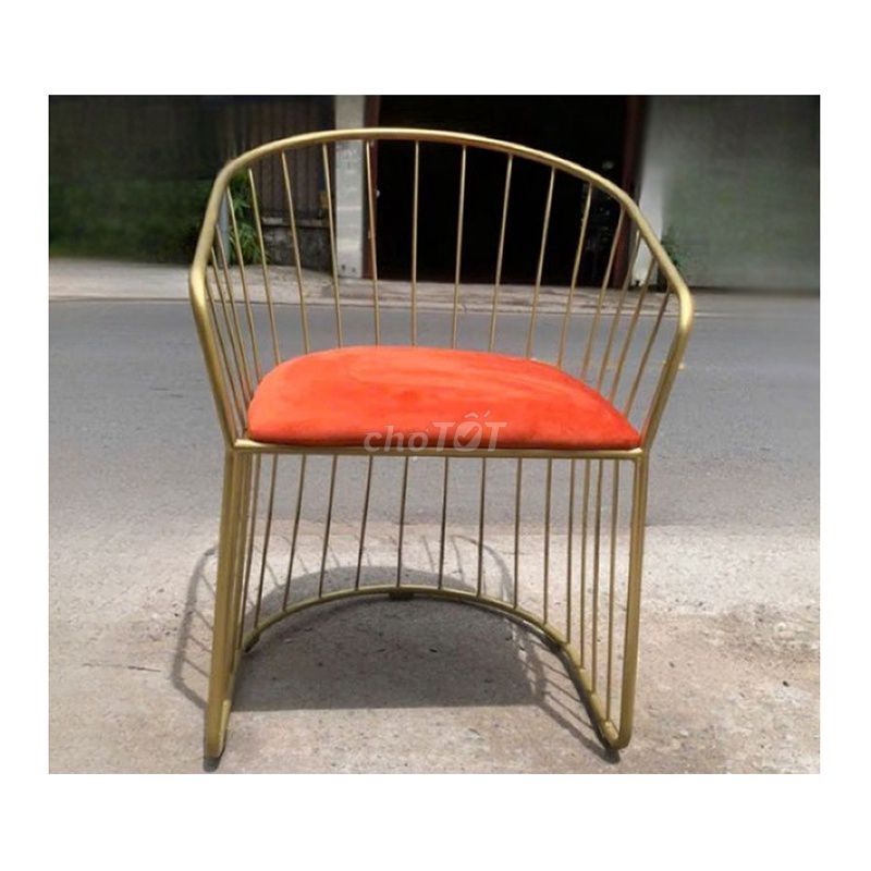 Ghế Khung Sắt Nhung Đẹp 99%. Mua bán Bàn ghế tại Huyện Nhà Bè Tp Hồ Chí Minh được đăng bởi Linh Thanh Lý Đồ Cũ hình 1