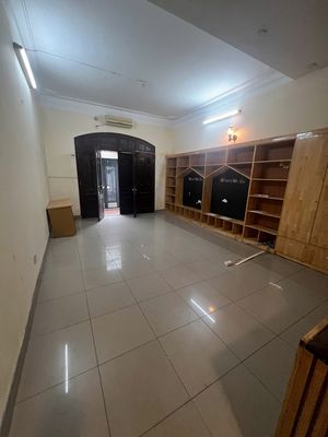 Bán nhà lô6 B17 phố Trần Nguyên Đán,Dt 87m2 * 4t, giá 33 tỷ.. Mua bán văn phòng, mặt bằng kinh doanh tại Quận Hoàng Mai Hà Nội được đăng bởi chị hằng