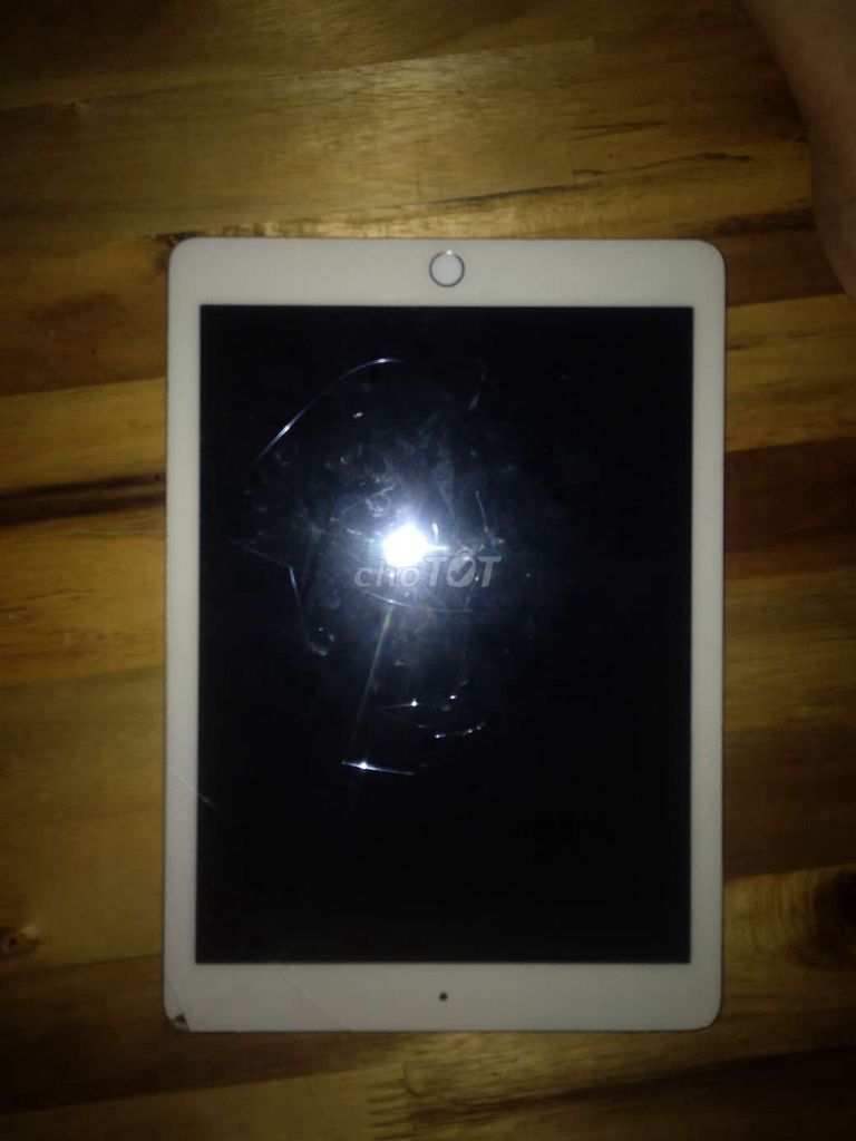 Apple iPad Air 2 Trắng. Mua bán Máy tính bảng tại Quận Tân Phú Tp Hồ Chí Minh được đăng bởi Dương Nguyễn hình 1