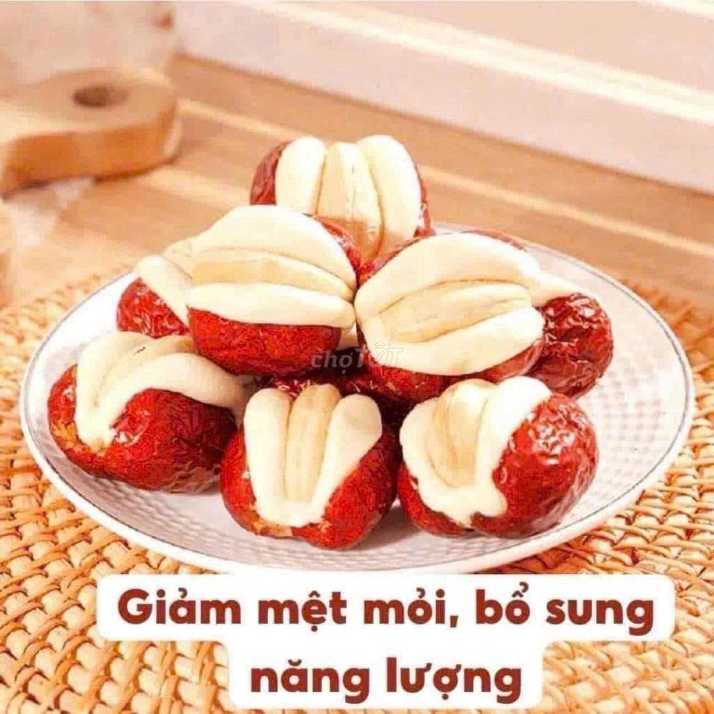 Táo đỏ kẹp sữa lạc đà