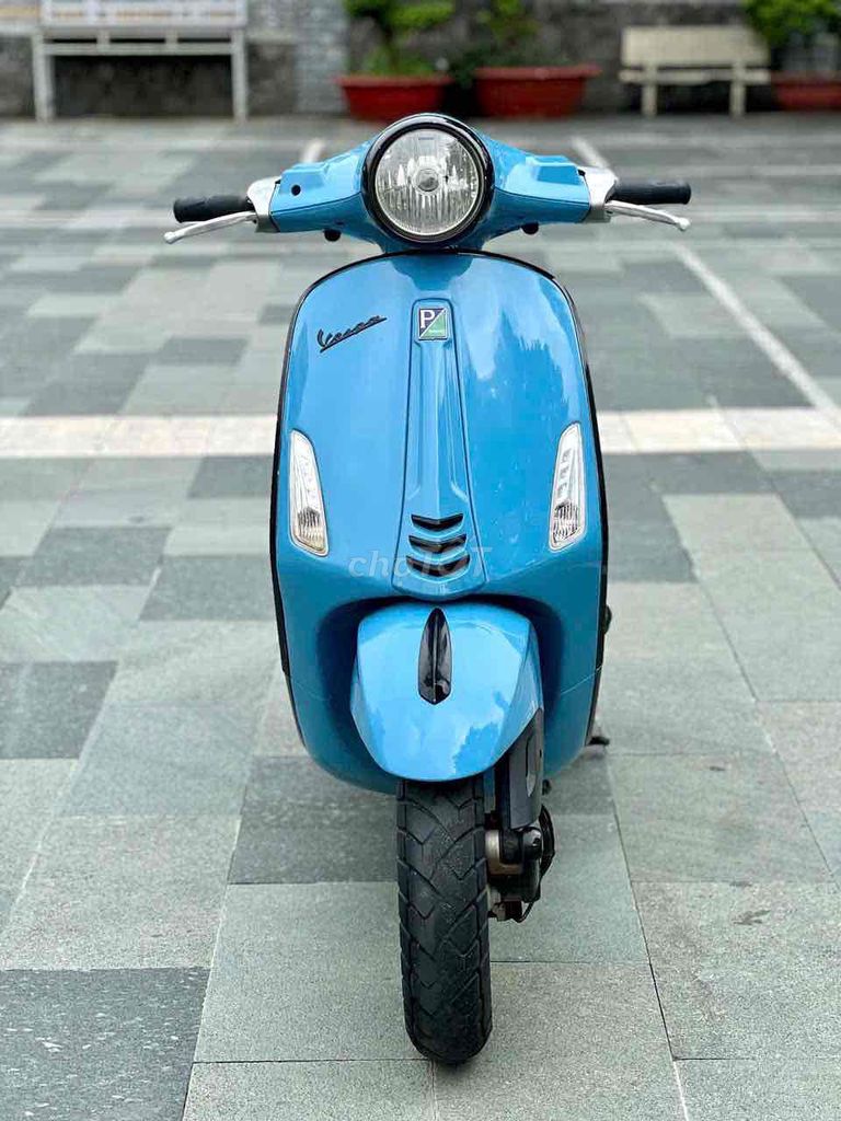 vespa màu mới đẹp - vừa bảo dưỡng toàn bộ hết 2tr. Mua bán Xe máy tại Quận 3 Tp Hồ Chí Minh được đăng bởi Huỳnh tuấn khanh hình 1