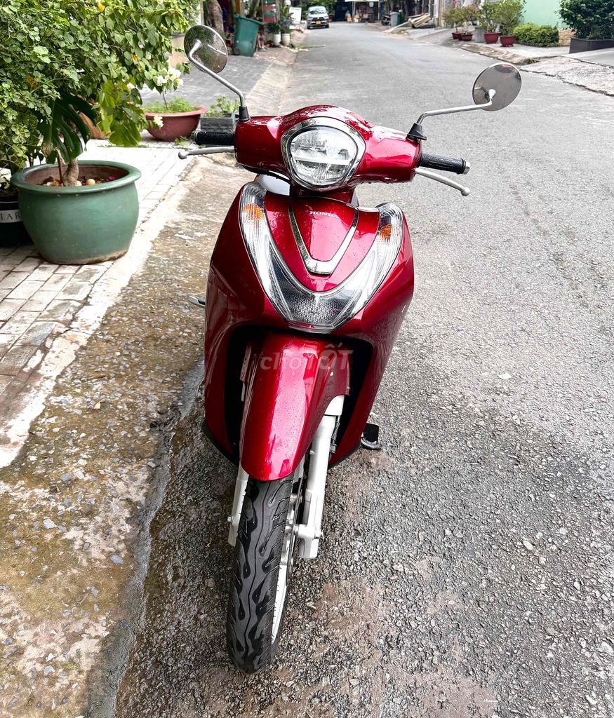 Honda SH Mode 2023 Красный Автомат 14643 км