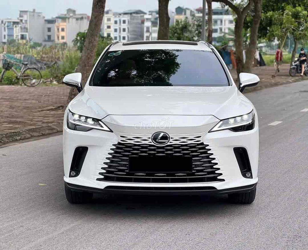 Lexus RX350 Premium 2023 - xe mới đi 2000 km