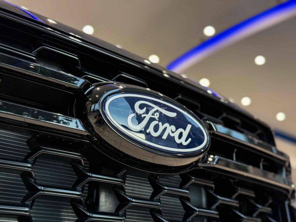 Ford Ranger XLS Черный, 10-ступенчатый — Новый автомобиль в наличии