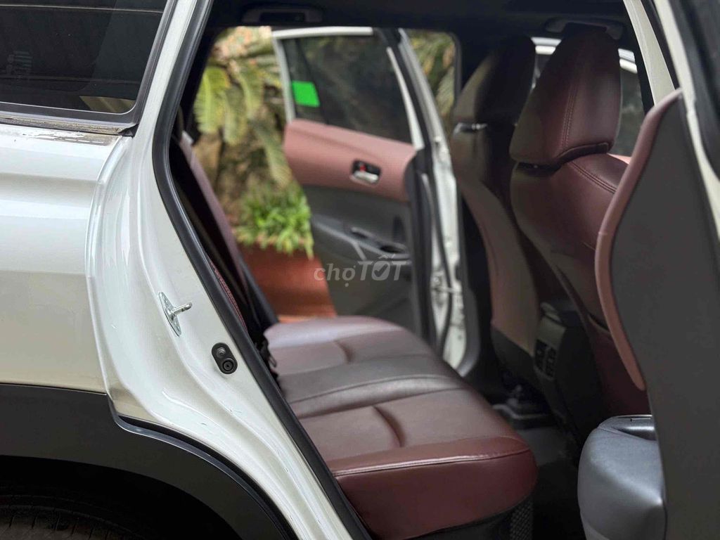 Toyota Corolla Cross 2022 1.8HV - 110830 km. Mua bán Ô tô tại Thành phố Thủ Đức Tp Hồ Chí Minh được đăng bởi Thùy Phương Toyota hình 10