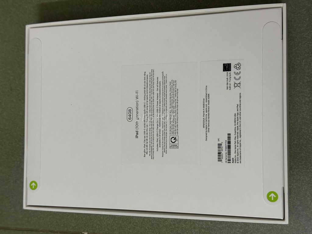 Bán iPad Gen 10 64GB Wifi, màu bạc, mới 100%