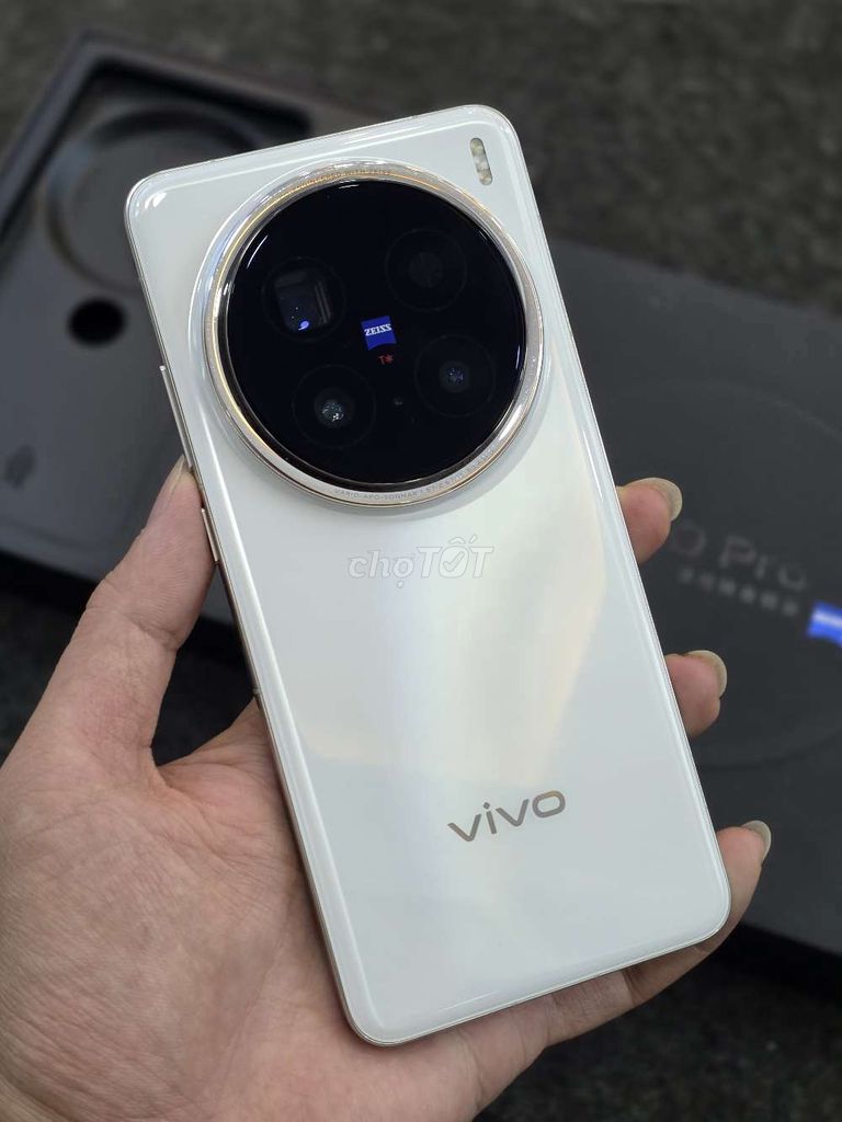 Vivo X200 Pro 12GB/256GB Trắng. Mua bán Điện thoại tại Quận 10 Tp Hồ Chí Minh được đăng bởi Trần Anh Tuấn hình 1