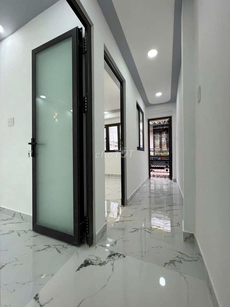 Nhà mới xây // Đường Mã Lò shr đã hoàn công