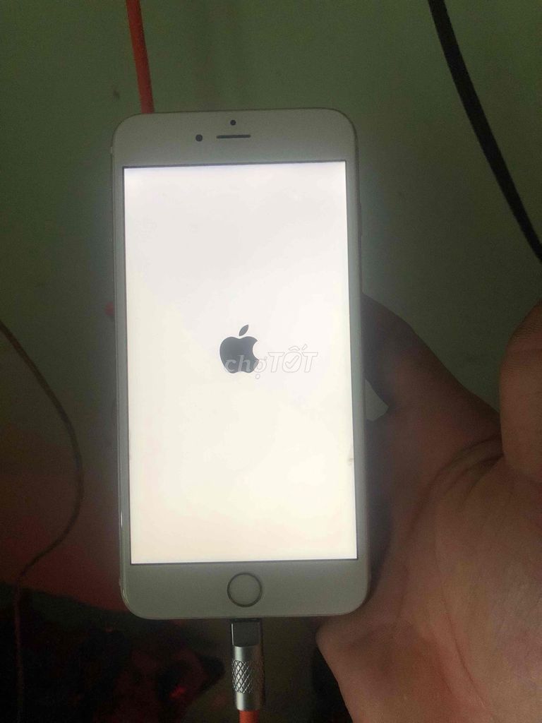 linh kiện iPhone 6splut sạc lên tắt như hình