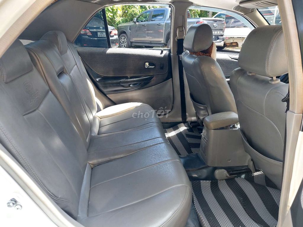 Ford Laser 2004 photo 4