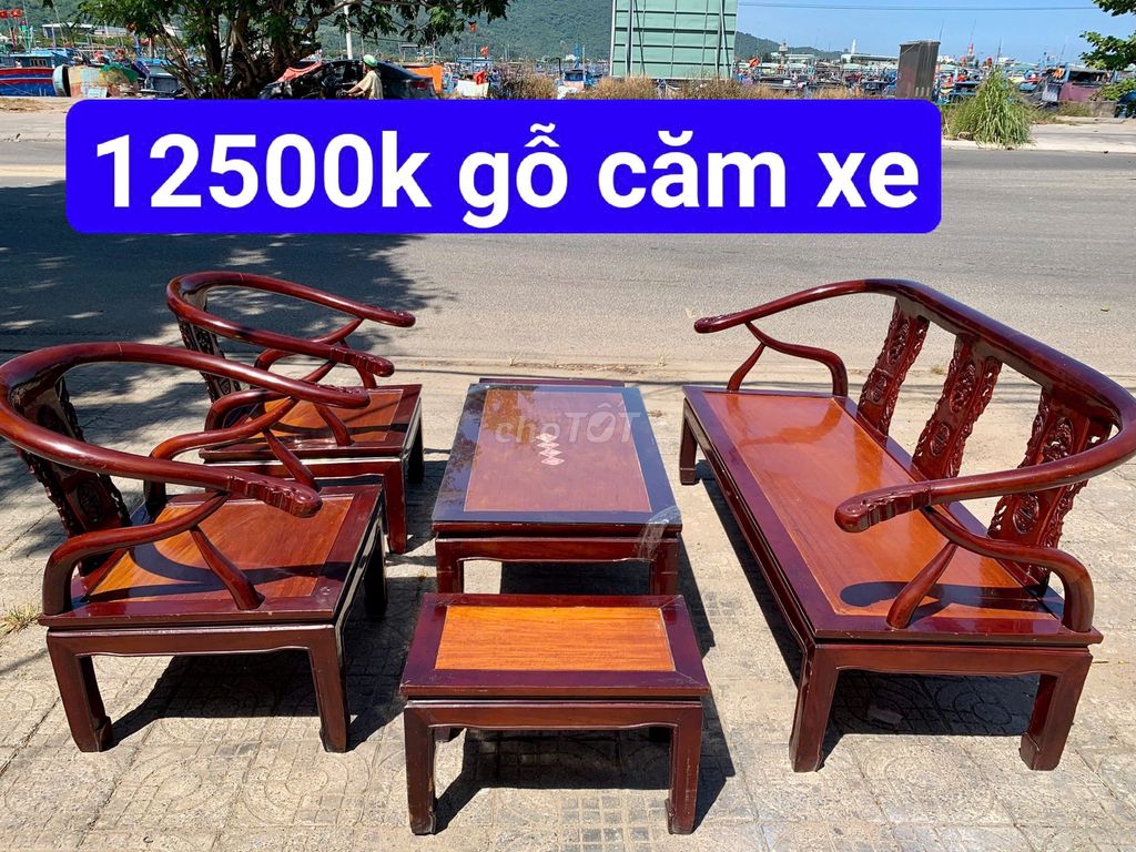 Bộ bàn ghế gỗ căm xe nâu đỏ. Dịch vụ chuyển nhà tại Quận Sơn Trà Đà Nẵng được đăng bởi THẾ GIỚI ĐỒ CŨ ĐÀ NẴNG hình 1