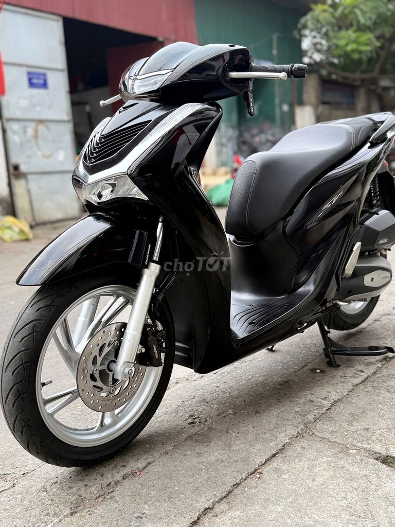 SH 125 2021 chính chủ nhà dùng cần tiền bán gấp. Mua bán Xe máy tại Quận Cầu Giấy Hà Nội được đăng bởi nguyễn mai mai hình 4