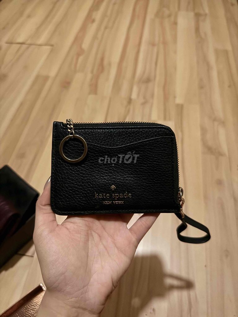 [AUTH] Ví đựng thẻ Kate Spade Nữ Da Đen. Mua bán Túi xách tại Quận 10 Tp Hồ Chí Minh được đăng bởi Bao Nghi Doan Ngoc hình 1
