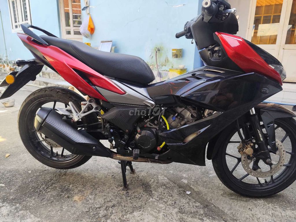 Honda Winner X V2 Đỏ Đen. Mua bán Xe máy tại Huyện Hóc Môn Tp Hồ Chí Minh được đăng bởi phong hình 2