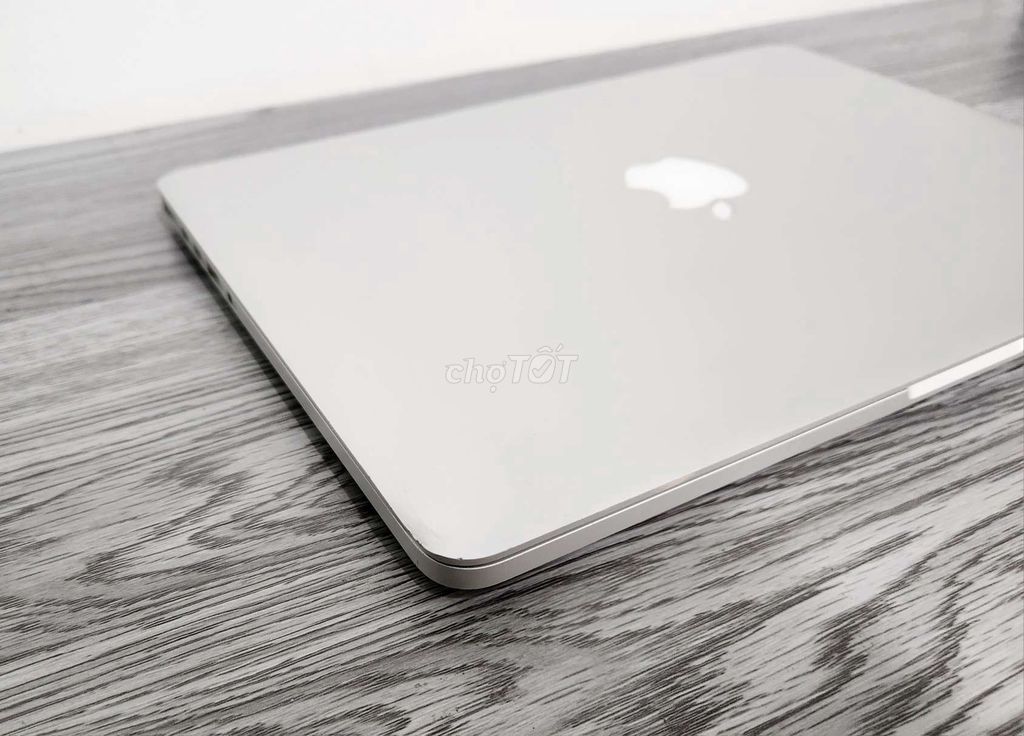 MacBook Pro 2015 - 256G giá sinh viên