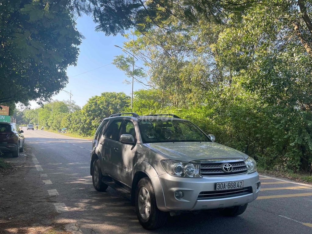 Toyota Fortuner 2010 SR5 2.7 AT - 1200 km. Mua bán Ô tô tại Huyện Đông Anh Hà Nội được đăng bởi nguyễn tiến dũng hình 2