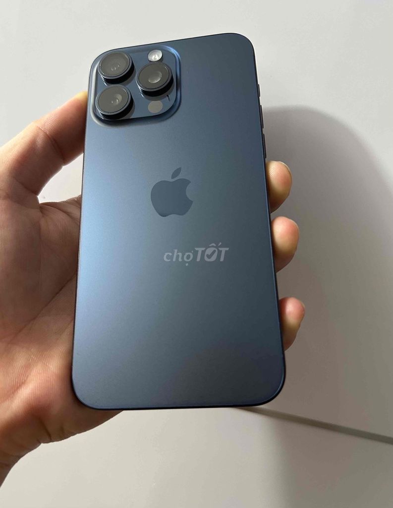 iPhone 15 Pro Max 256GB Quốc Tế Mỹ Zin Phun 99. Mua bán Điện thoại tại Thành phố Thuận An Bình Dương được đăng bởi Hằng Long hình 1