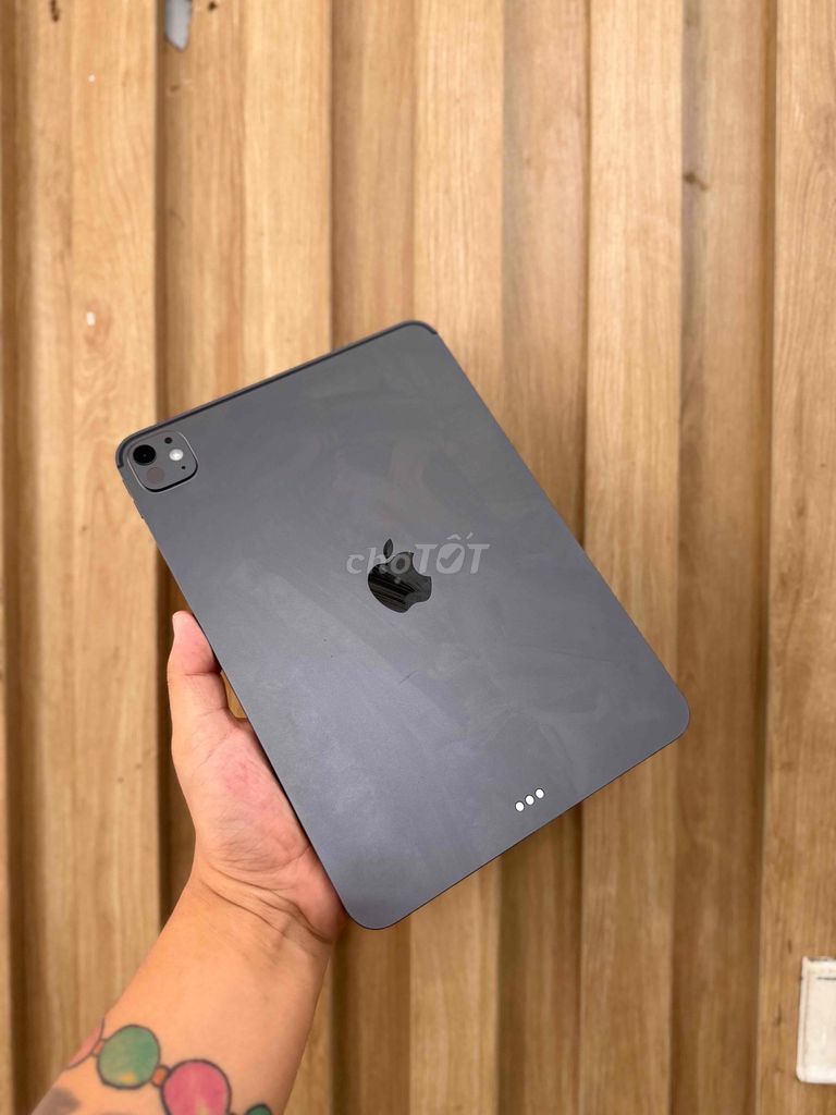 Apple iPad Pro M5 256GB Xám Đã qua sử dụng. Mua bán Máy tính bảng tại Quận Đống Đa Hà Nội được đăng bởi  HT Mobie Trả góp nợ xáu bao duyệt hình 1