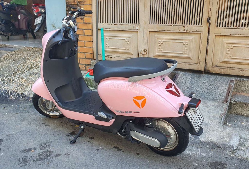 Xe máy điện Yadea M6i Hồng. Mua bán Xe điện tại Quận Bình Thạnh Tp Hồ Chí Minh được đăng bởi Quang hình 6