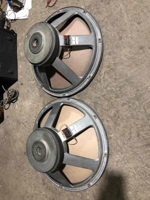 loa Jbl 838 bát 50 ngon rin đẹp. Mua bán Tivi, Âm thanh tại Quận Hà Đông Hà Nội được đăng bởi kiêm giá rẻ