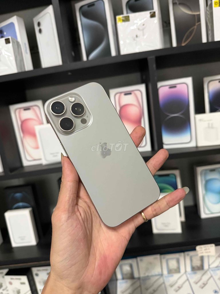 Apple iPhone 16 Pro 256GB 4G đẹp 99 giaoluu. Mua bán Điện thoại tại Thị xã Bến Cát Bình Dương được đăng bởi Devil Nguyễn hình 1