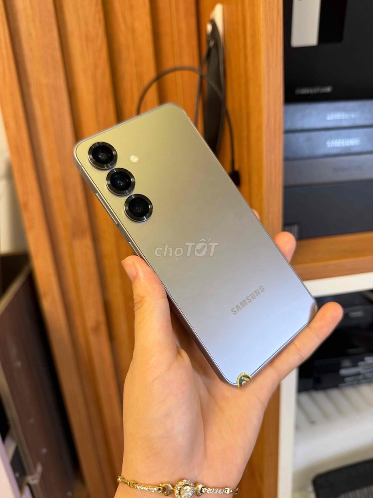 Samsung S25 256GB Xám Hàn Quốc 99%. Mua bán Điện thoại tại Quận Cầu Giấy Hà Nội được đăng bởi Thanh Thoa hình 1