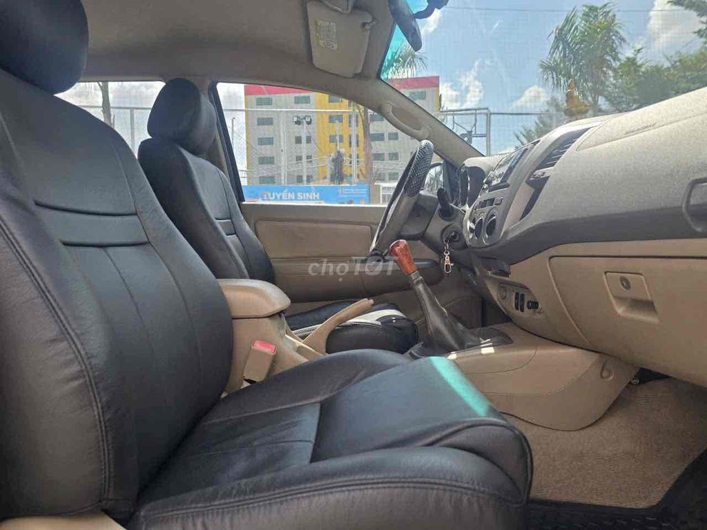 Toyota Fortuner 2.5G MT 2011 - 136000km. Mua bán Ô tô tại Quận Bình Tân Tp Hồ Chí Minh được đăng bởi Lê Văn hình 11