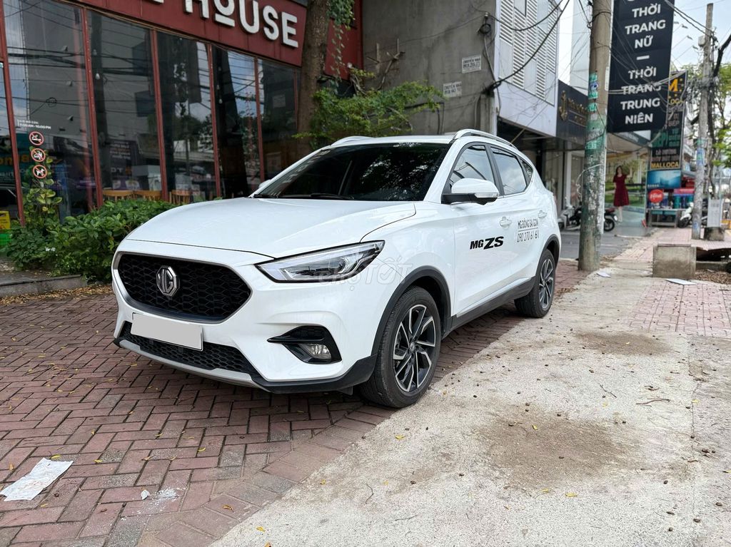 MG ZS Lux 2025 -odo 1200km tiết kiệm 100tr. Mua bán Ô tô tại Quận 6 Tp Hồ Chí Minh được đăng bởi MG USED CARS KINH DƯƠNG VƯƠNG hình 1