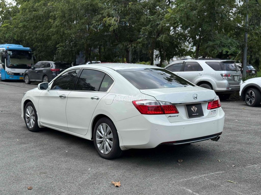 Honda Accord 2015 2.4At. Mua bán Ô tô tại Thành phố Thủ Đức Tp Hồ Chí Minh được đăng bởi Lê Nhường hình 6