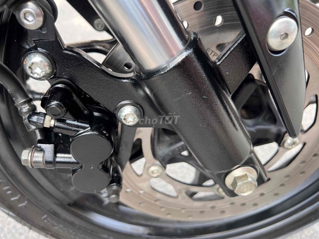 Yamaha MT 15 đẹp vip 2022,chính chủ pkl moto. Mua bán Xe máy tại Quận Cầu Giấy Hà Nội được đăng bởi Tong motor xe may hình 3