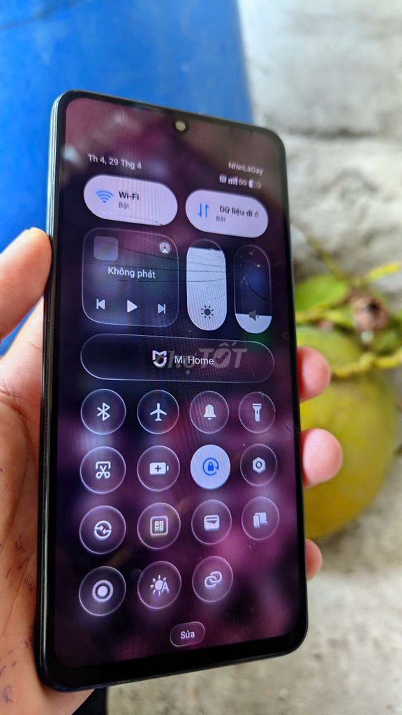 Xiaomi 12T Đen Nứt kính màn hình. Mua bán Điện thoại tại Huyện Chợ Mới An Giang được đăng bởi Viett Phu hình 1