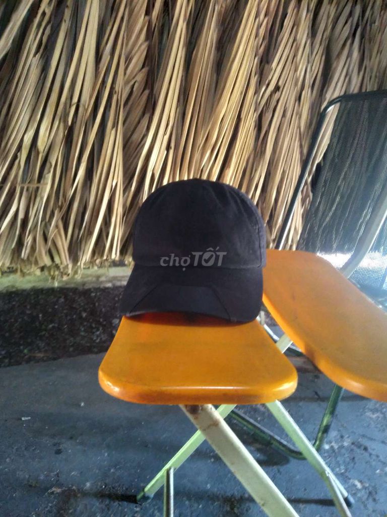 Nón lưỡi trai Nón Sơn Đen 90% mới. Mua bán Phụ kiện thời trang khác tại Huyện Củ Chi Tp Hồ Chí Minh được đăng bởi phúc hình 1