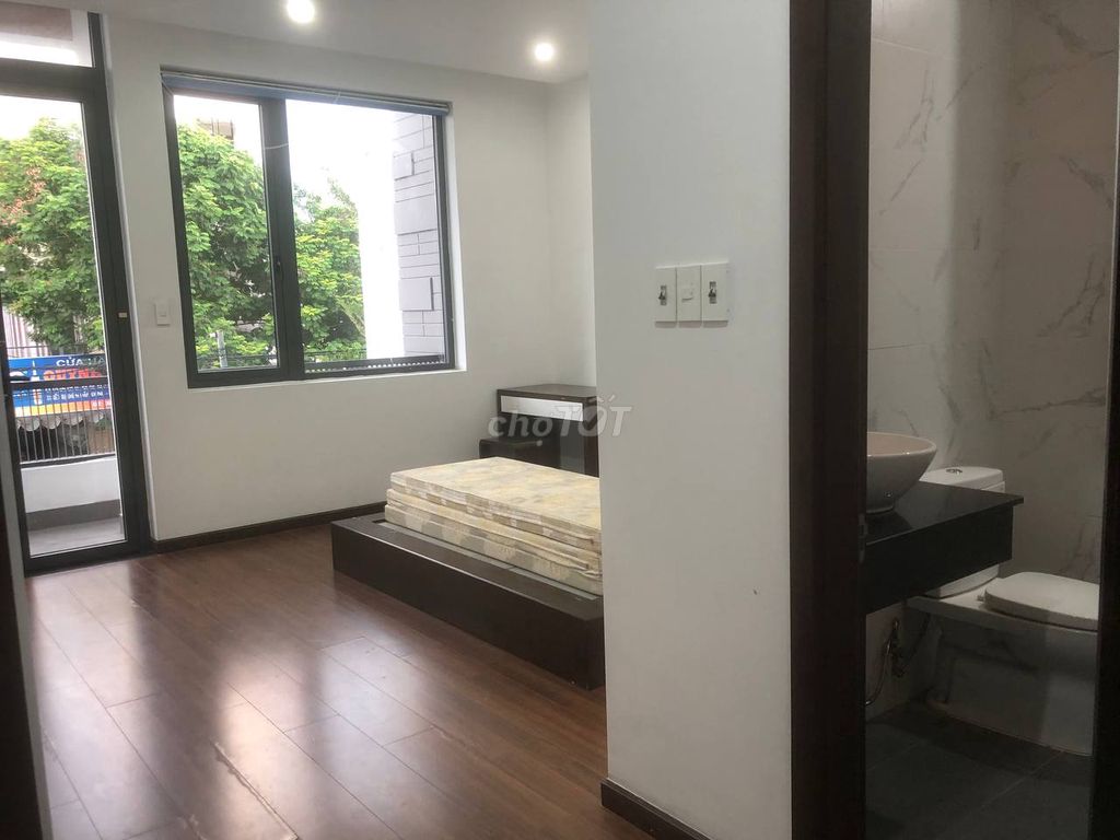 Big 6-bedroom family house near Sơn Thủy beach — photo 2