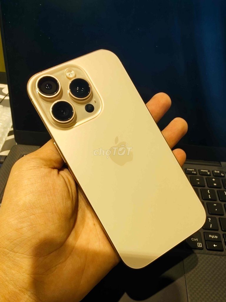 iPhone 16 Pro 128GB Vàng Sa Mạc. Mua bán Điện thoại tại Thành phố Long Xuyên An Giang được đăng bởi Mua Bán Nhỏ hình 1