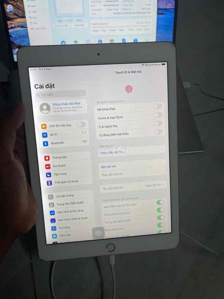 iPad Air2 32GB Máy zin Bai pass nhập icloud Ok. Mua bán Máy tính bảng tại Quận 8 Tp Hồ Chí Minh được đăng bởi điện thoại giá rẻ  hình 1