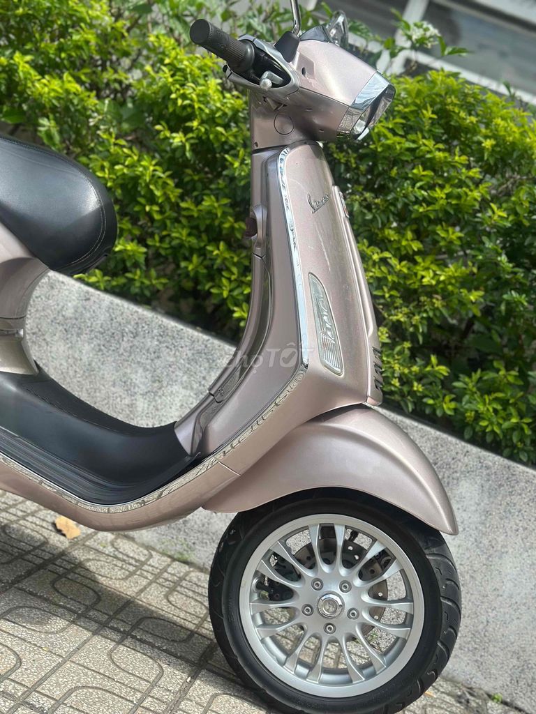 Piaggio Vespa Sprint 125 3Vie 2016 Hồng nâu giá rẻ. Mua bán Xe máy tại Thành phố Thủ Đức Tp Hồ Chí Minh được đăng bởi Xe Máy Sơn Thủ Đức hình 4