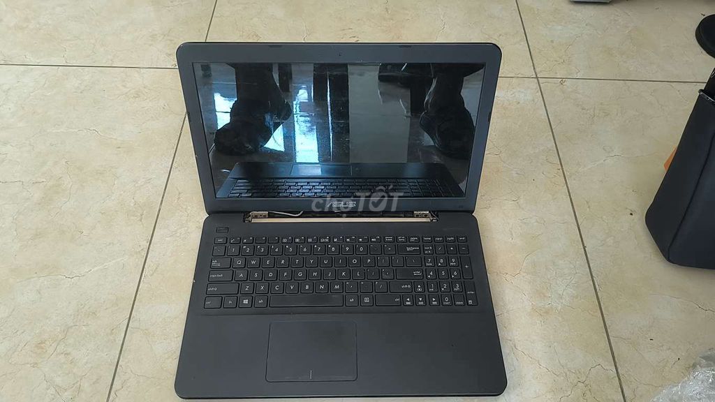 Xác laptop Asus X554L Đen Hỏng main. Mua bán Laptop tại Quận Nam Từ Liêm Hà Nội được đăng bởi Văn Vũ Thiên hình 1