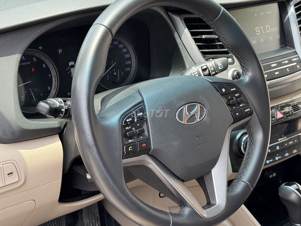 Hyundai Tucson 2018 1.6 AT Turbo - 89998 km. Mua bán Ô tô tại Quận Thanh Xuân Hà Nội được đăng bởi Châu Đặng hình 19