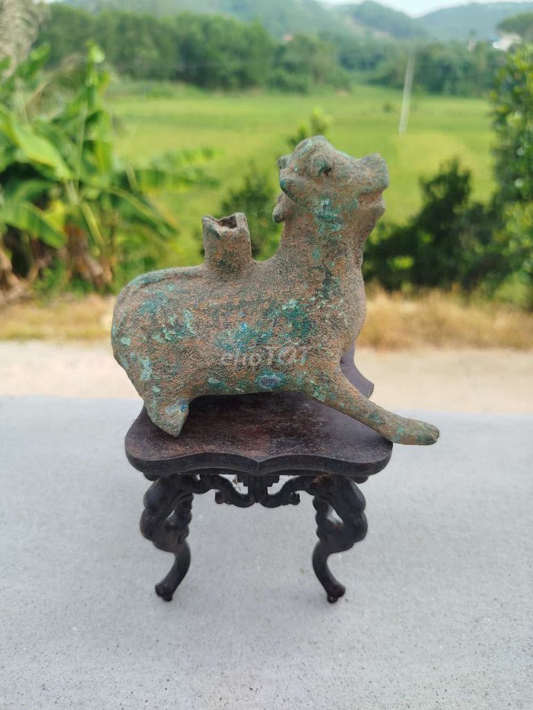 Linh thú Đồng Đông Sơn Cổ xưa Đồng xanh. Mua bán Đồ sưu tầm, đồ cổ tại Huyện Đoan Hùng Phú Thọ được đăng bởi Phong nguyễn hình 1