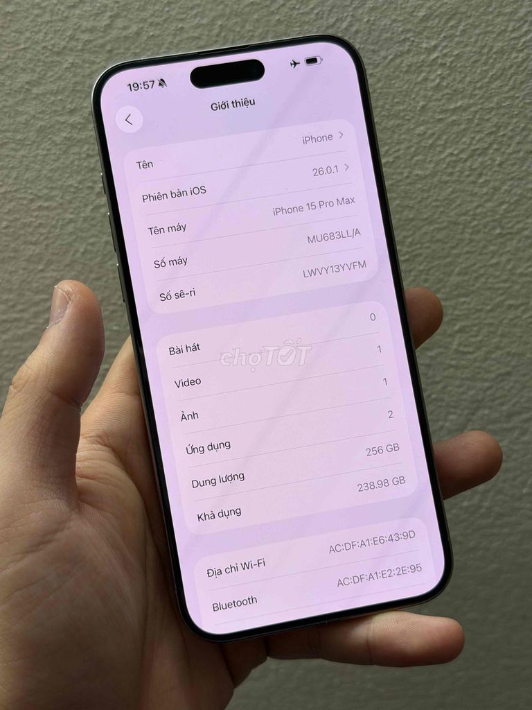 iPhone 15 Pro Max 256GB Titan tự nhiên. Mua bán Điện thoại tại Quận Long Biên Hà Nội được đăng bởi Phùng Quang hình 1