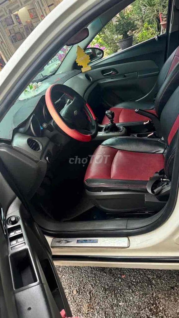 Chevrolet Cruze 2011 LS 1.6 - 130000 km. Mua bán Ô tô tại   được đăng bởi Khang Nguyễn hình 4