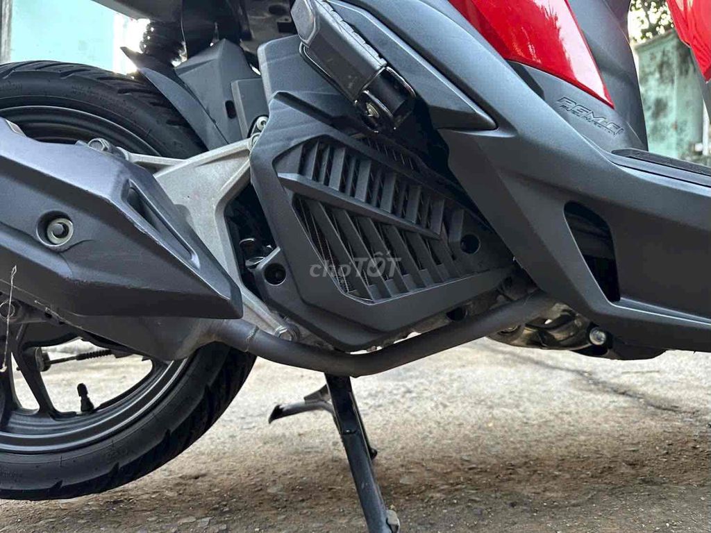 Honda Vario 125cc 2019-2021 глянцевый красный